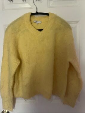 Madewell Yellow V‑Neck Mohair Blend Sweater